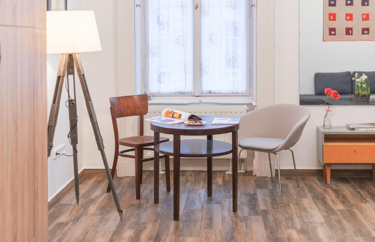 Family And Friends Apartment Budapest Esterno foto